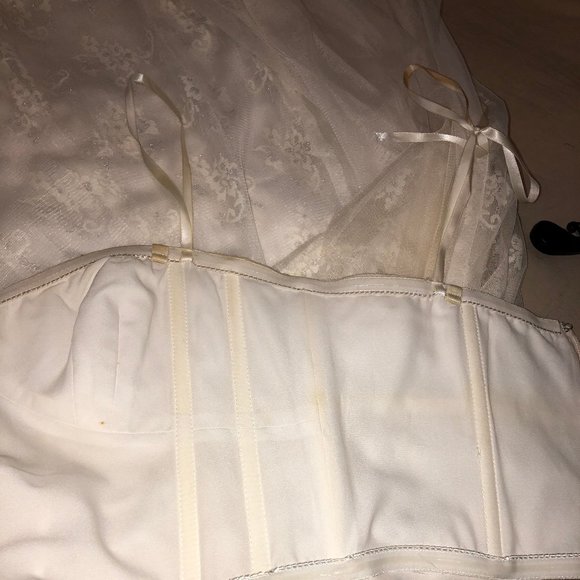 BCBG slightly off white prom/wedding dress - Picture 12 of 14